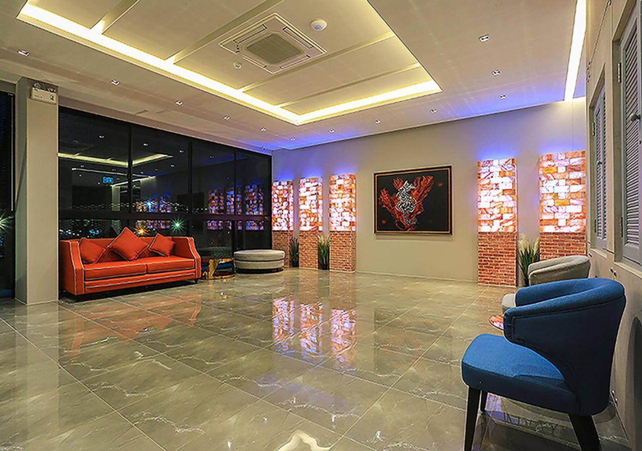 Hotel Fuse Районг Экстерьер фото